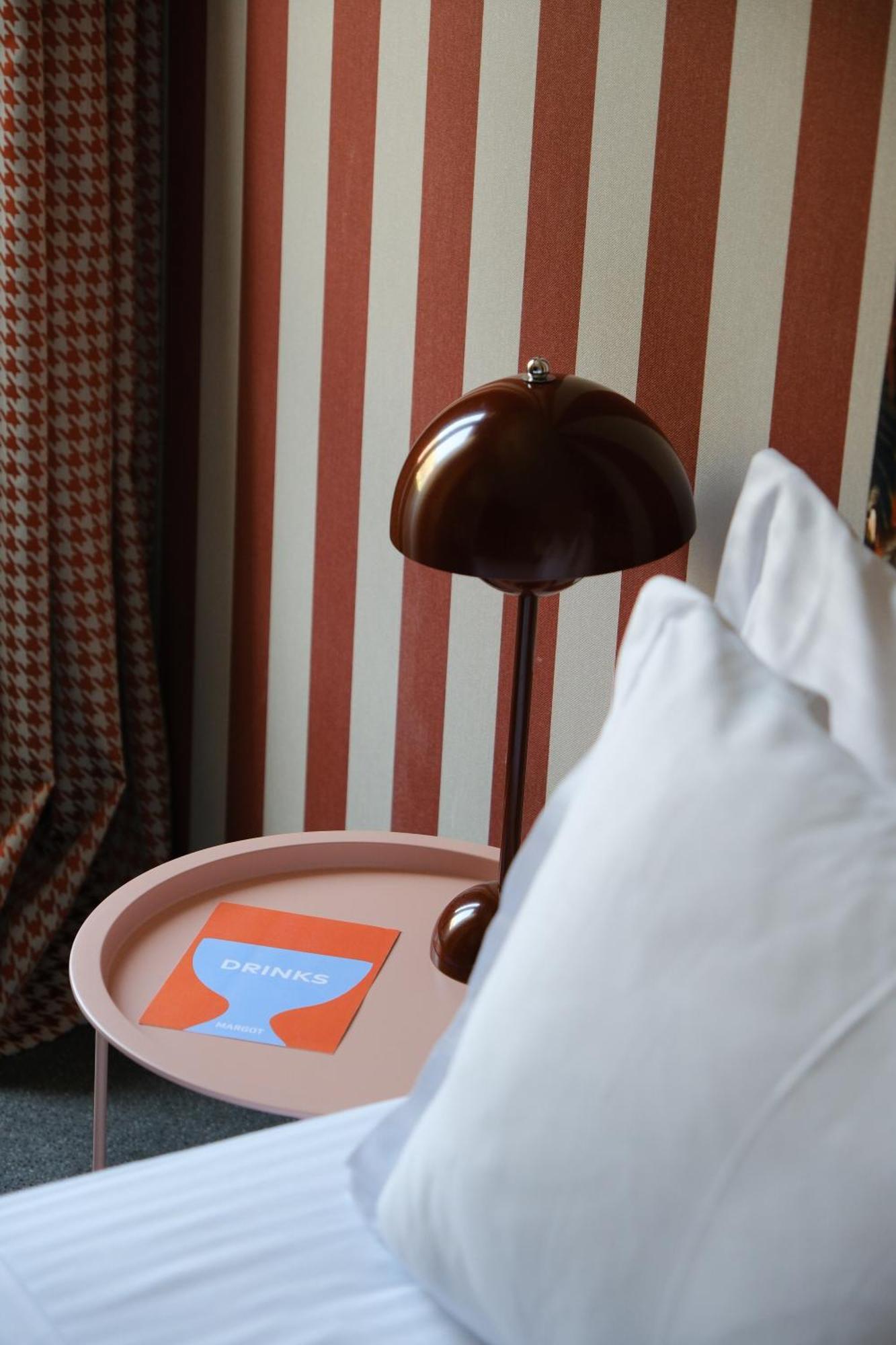 Margot Sololaki Hotel Tbilisi ภายนอก รูปภาพ