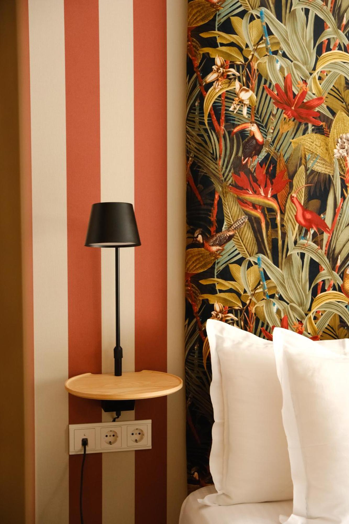 Margot Sololaki Hotel Tbilisi ภายนอก รูปภาพ